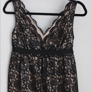 BANANA REPUBLIC Black lace top with nude, Sz XS
